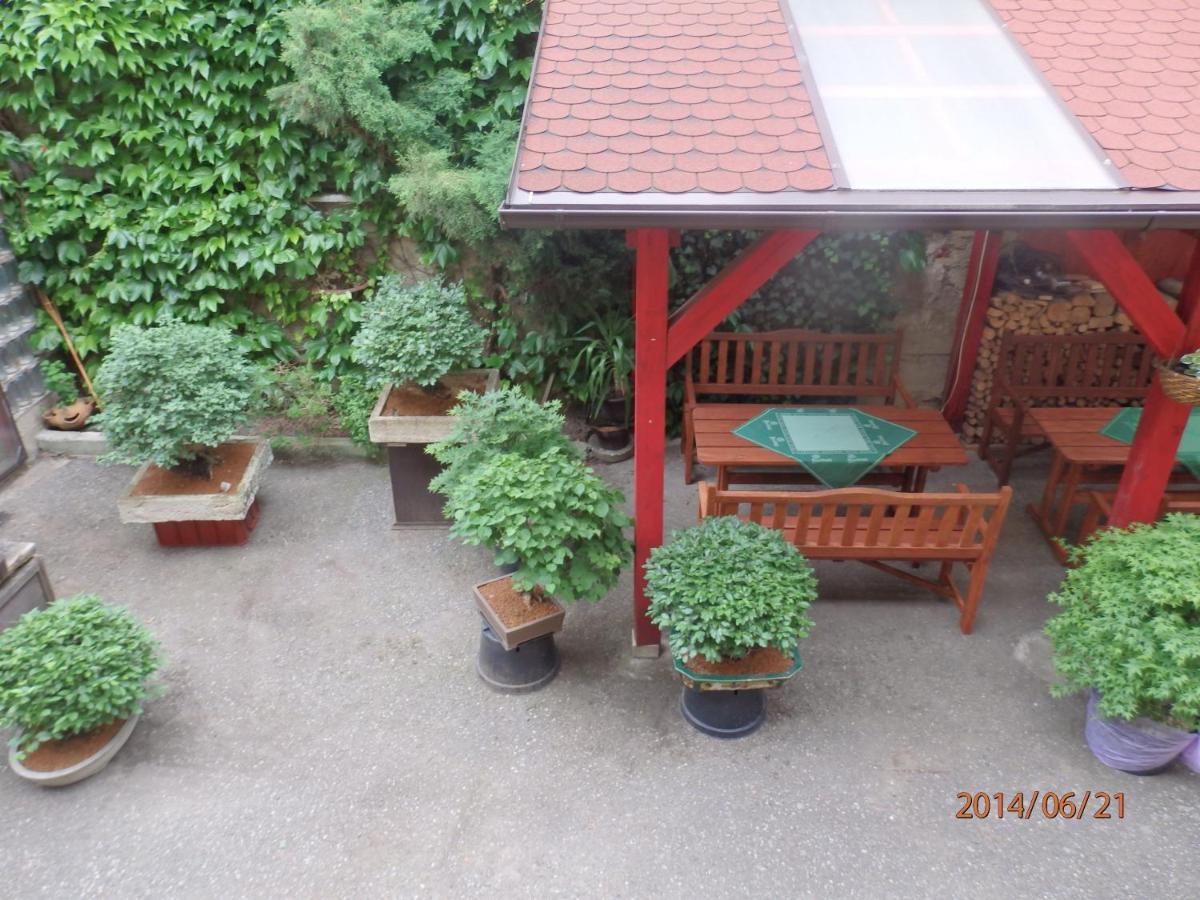 Hotel Morava Jevicko Exterior photo